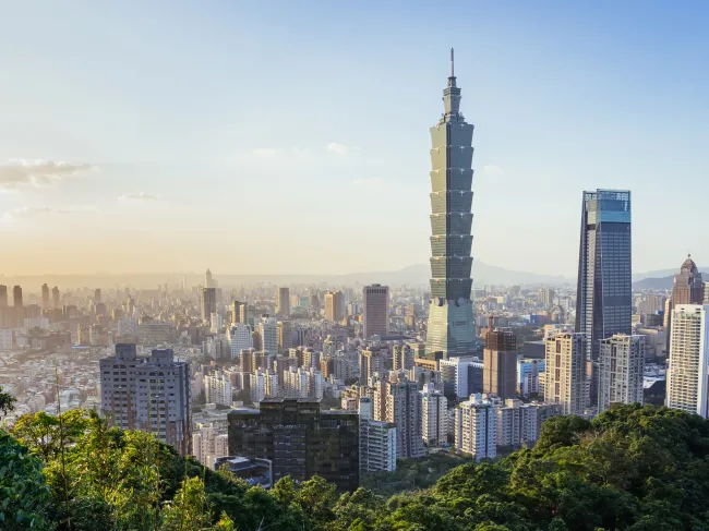 taipei skyline